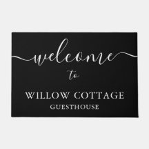 Modernes Schwarz & Weiß Gästehaus Willkommen