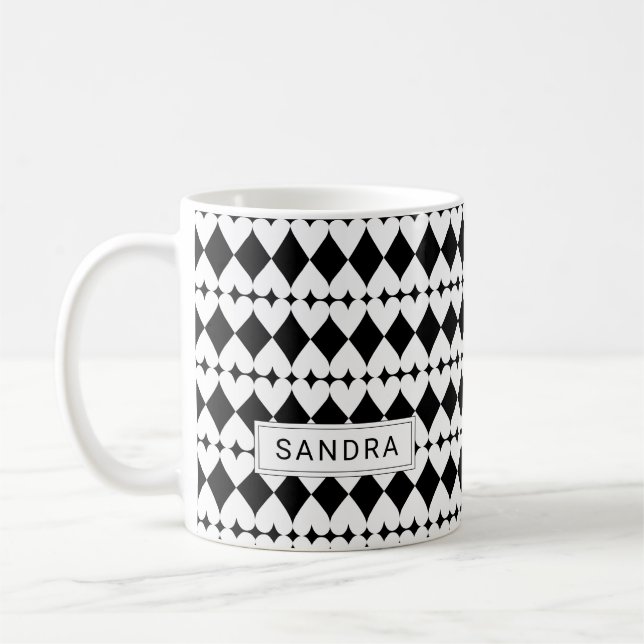 Modernes Schwarz-Weiß-Herzmuster Personalisiert Kaffeetasse (Links)