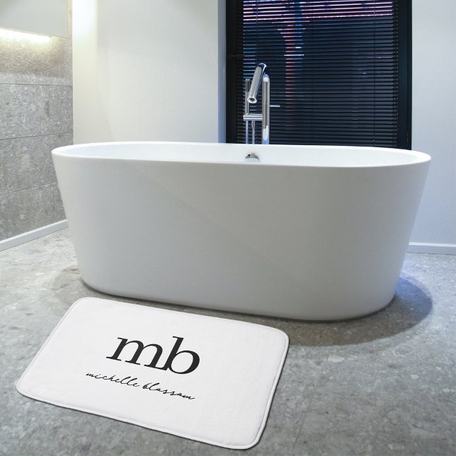 Modernes Schwarz-weißes Trendy Script Initial Mono Badematte (Modern Black White Trendy Script Initial Monogram Bath Mat)