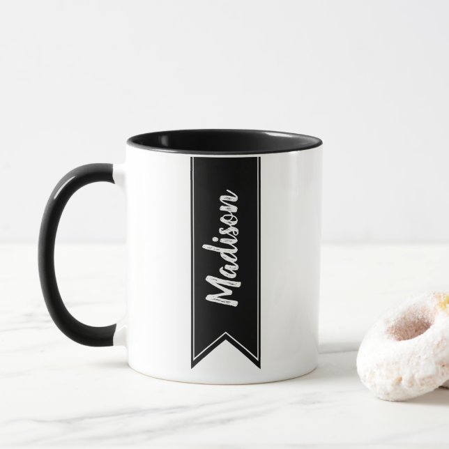 Modernes schwarzes Band und Name in Script Tasse (Mit Donut)