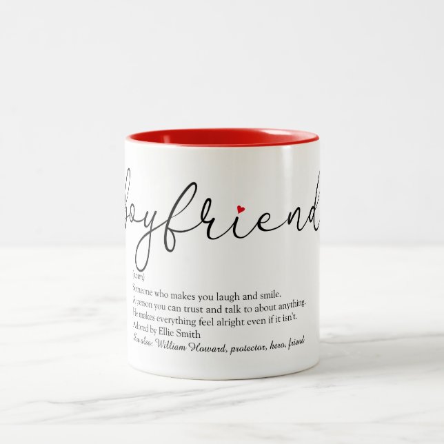 Modernes Script Boyfriend Definition Liebe Herz Zweifarbige Tasse (Mittel)