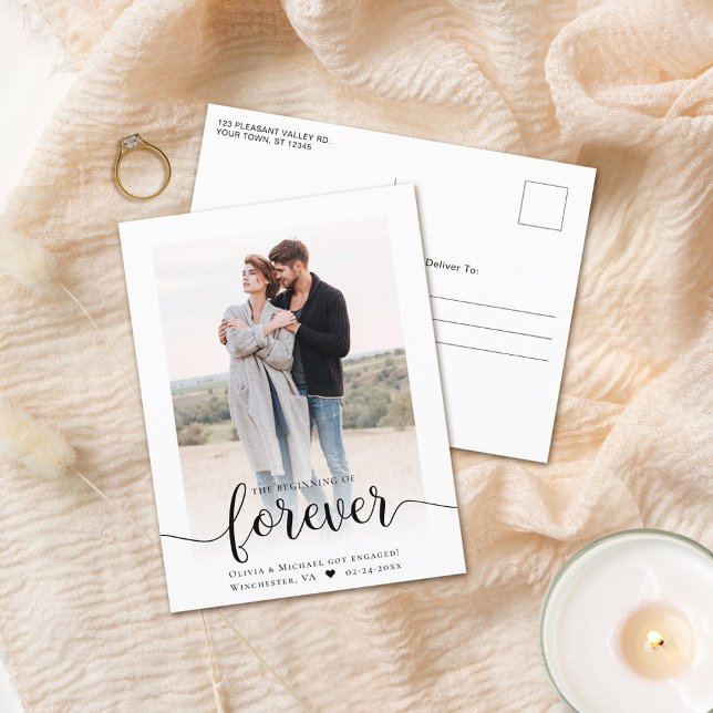 Modernes Script Foto Verlobt Ankündigung Postkarte (Von Creator hochgeladen)