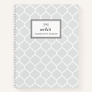 Modernes Silbergraues Quatrefolienmuster Personali Notizbuch