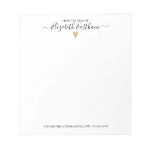 Modernes Skript vom Schreibtisch des Notepad Notizblock