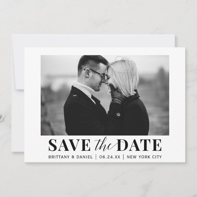 Modernes trendisches Foto Schwarz/Weiß Save The Date (Vorderseite)