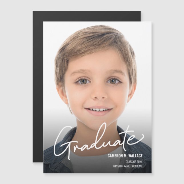 Modernes Typografie Graduate Foto Personalisiert Magnetkarte (Vorne/Hinten)
