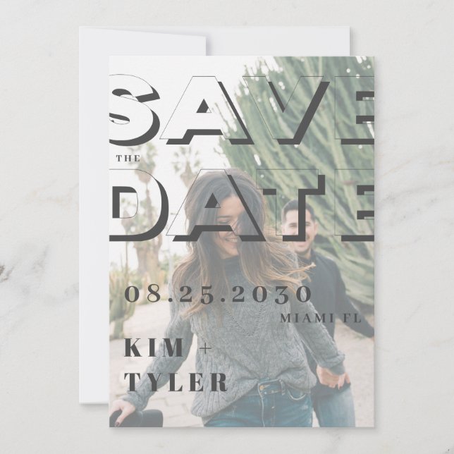 Modernes typografisches transparentes Foto Save The Date (Vorderseite)