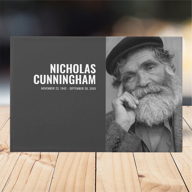 Modernes und einfaches Memorial für kundenspezifis Gästebuch (Von Creator hochgeladen)