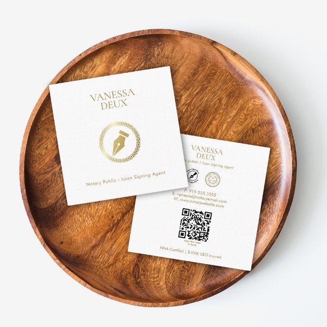 Modernes weißes, elegantes Gold Pen Symbol QR Code Quadratische Visitenkarte (Von Creator hochgeladen)