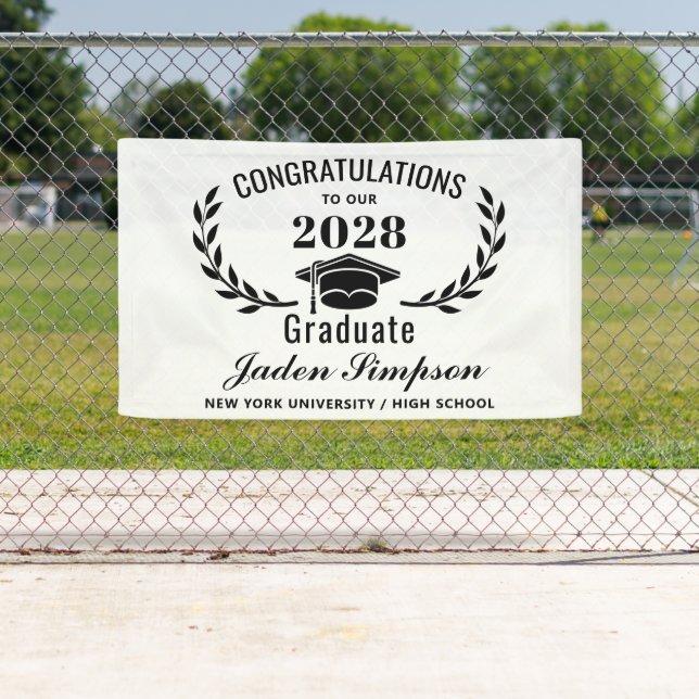 Modernes White Black 2024 Abschluss Graduate Banner (Insitu)