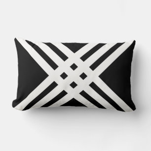 Modernes White Cross Lines Muster auf schwarz Lendenkissen
