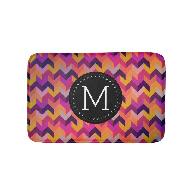 Modernes Zickzack Schwarzes Monogramm Badematte (Vorderseite)