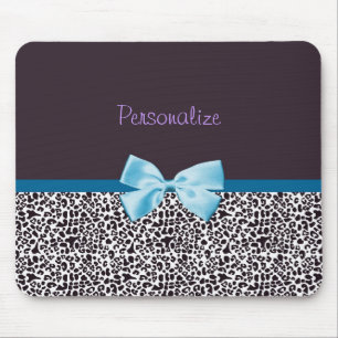 Modischer Leopard-Druck und blaues Band mit Namen Mousepad