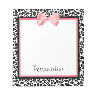 Modischer Leopard-Druck und rosa Band mit Namen Notizblock