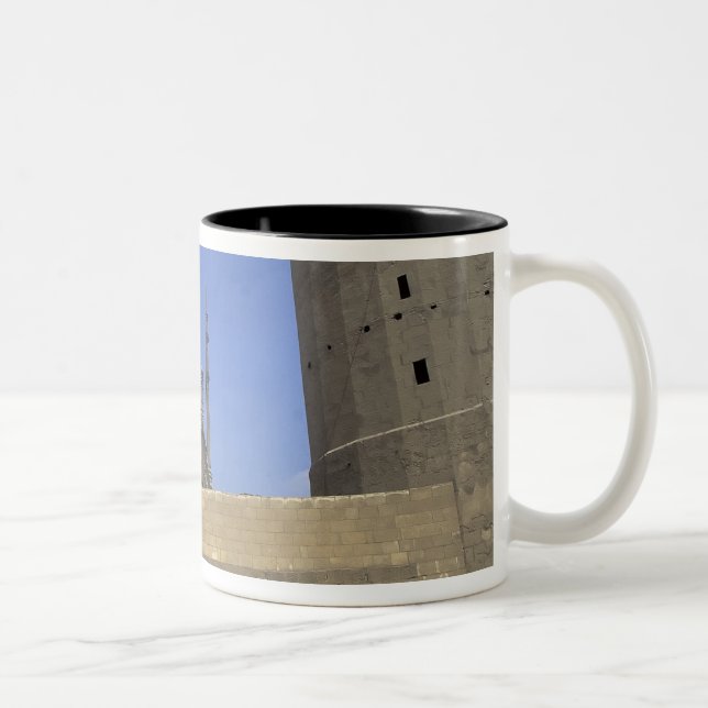 Mohammed Ali Moschee in der Zitadelle von Kairo, Zweifarbige Tasse (Rechts)
