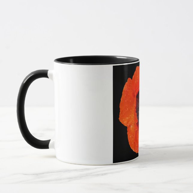 Mohnblüte nach dem Regen Tasse (Links)