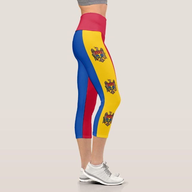 Moldau-Flagge Capri Leggings (Rechts)