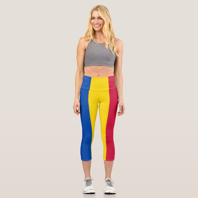 Moldawien-Flagge Capri Leggings (Vorderseite)