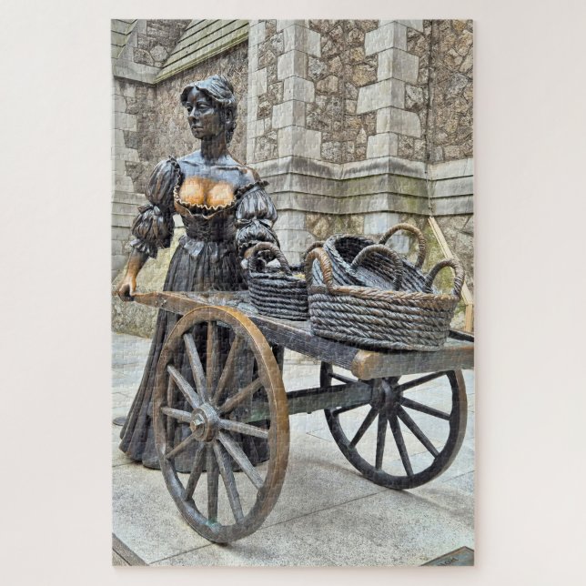 Molly Malone statue, Dublin, Irland (Vertikal)