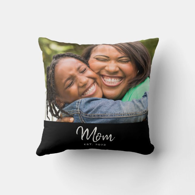 Mom Established Black Modern Script Photo  Kissen (Rückseite)