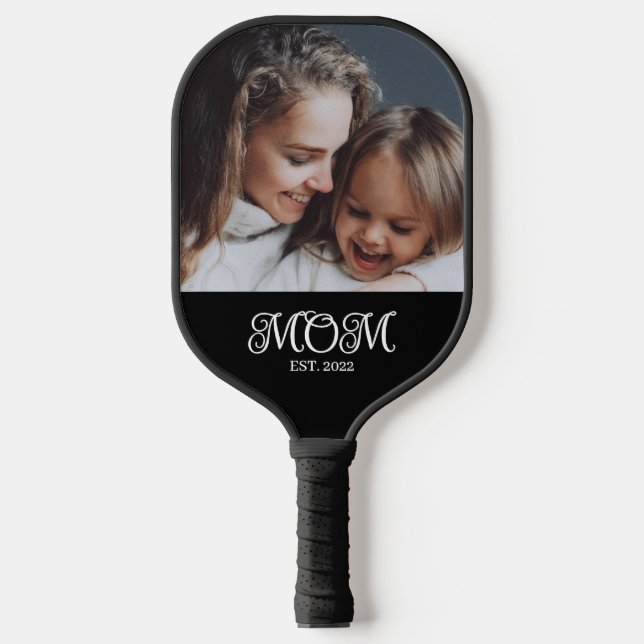 Mom Established Fun Modern Script Photo Pickleball Schläger (Vorderseite)