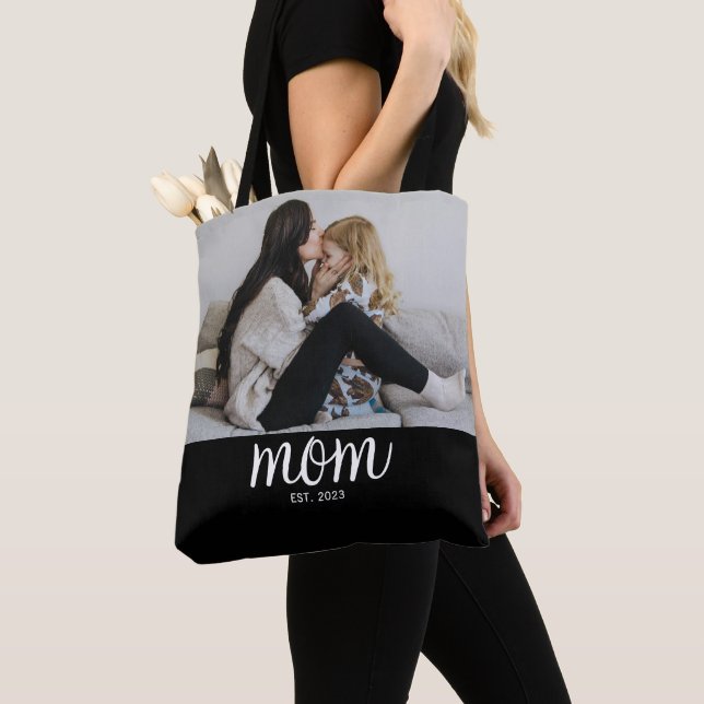 Mom Established Script Black Photo Tasche (Von Nahem)