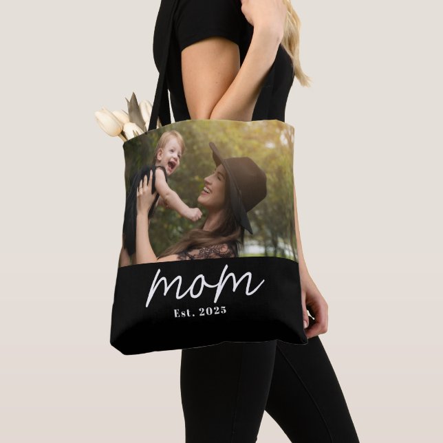 Mom Established Script Black Photo Tasche (Von Nahem)