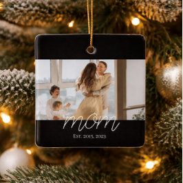 Mom Gegründet Schwarz Weiß Schrift Foto Keramikornament