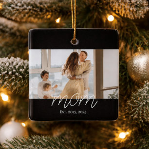 Mom Gegründet Schwarz Weiß Schrift Foto Keramikornament
