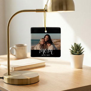 Mom Gegründet Schwarz Weiß Schrift Foto Keramikornament