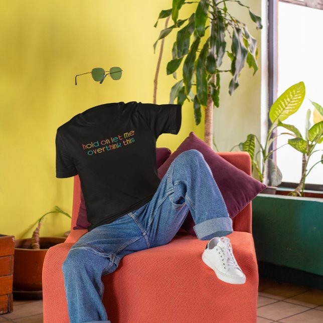 Moment Lass mir, das zu überdenken Tri-Blend Shirt (Von Creator hochgeladen)