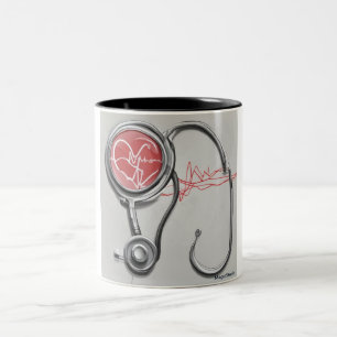 Moments de battement de coeur : Stethoscope et Mug