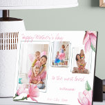 Momma Pink Magnolia 3 Foto am liebsten Fotoplatte<br><div class="desc">Hübsches Muttertagsgeschenk für Ihre Mama (bearbeitbar). Die Vorlage ist für das Hinzufügen von 3 eigenen Fotos, die im Porträtformat angezeigt werden, in Set. Alle Texte sind editierbar, sodass Sie Ihr Geschenk für jeden und jeden Anlass erstellen können. Die Formulierung lautet derzeit "Tag der glücklichen Mutter an die beliebteste Mama" und...</div>