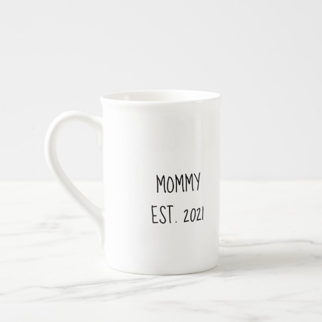 Mommy 'est year' Tasse für neue Eltern (Links)