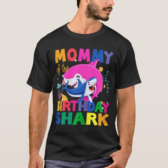 Mommy of the Birthday Shark birthday T-Shirt (Vorderseite)