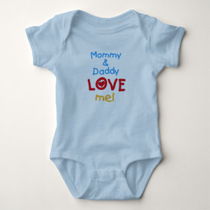 Mommy und Daddy Liebe Me Baby Strampler