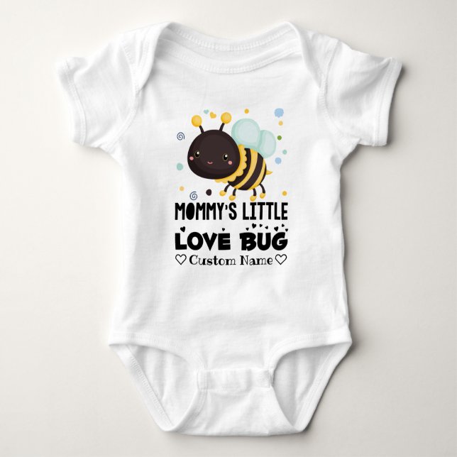 Mommy's Kleine Liebe Bug Baby Strampler (Vorderseite)