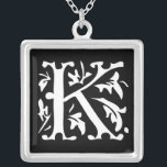 Momogram Silver Necklace Versilberte Kette<br><div class="desc">Keepake Necklaces Wählen Sie entweder Silver Plated Gold Finish oder Sterling Silver Unique Personalisiert Custom !st Christmas Gift Wedding Party Necklaces - um die Hintergrundfarbe zu ändern - klicken Sie auf Anpassen - wählen Sie das letzte Tool aus dem Drop-Down-Menü und wählen Sie aus einer der angezeigten Farben oder geben...</div>