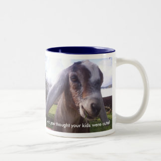 Mon bébé est une tasse nubian de chèvre de