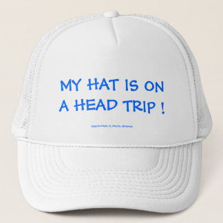 MON CASQUETTE EST EN VOYAGE DE TÊTE !