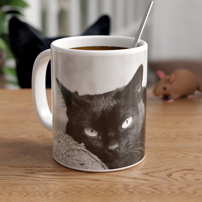 Mon chat noir Photo Mug (Upload your best friend's photo and add their name (or yours))