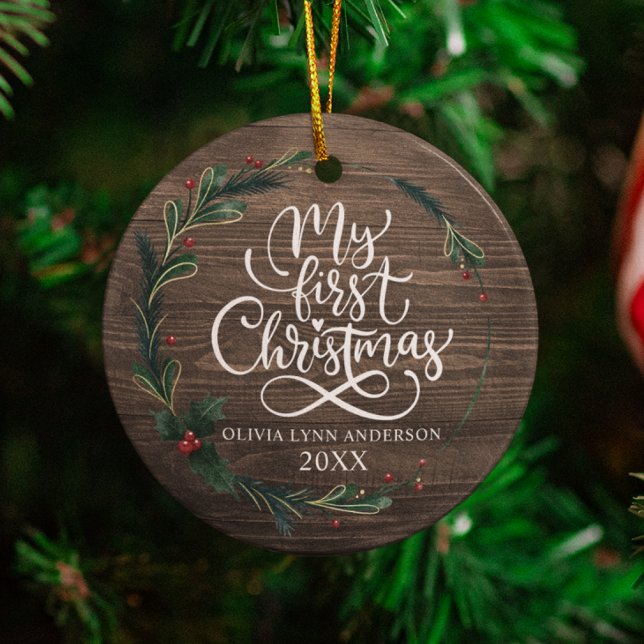 Mon premier ornement de Noël avec statistiques de  (My first Christmas ornament hanging on Christmas tree)