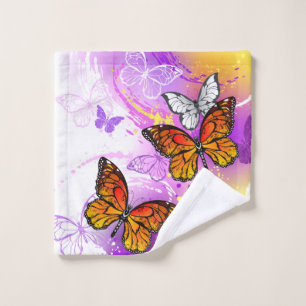 Monarch Butterflies on Purple Background Badhandtuch Set