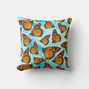 Monarch Butterfly Illustration über Wolken Kissen