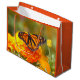 Monarch Butterfly Orange Marigold Foto Große Geschenktüte (Vorderseite Schrägansicht)