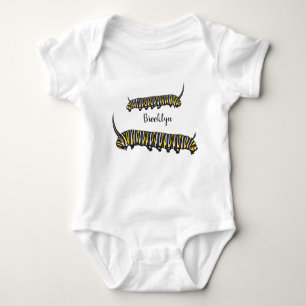 Monarch Raupe Cartoon Baby Strampler