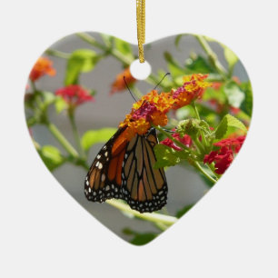 Monarchfalter auf rotem Schmetterlingsflieder Keramik Ornament