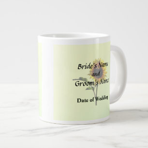 Monarchfalter auf Sonnenblumen-Hochzeitsprodukten Jumbo-Tasse