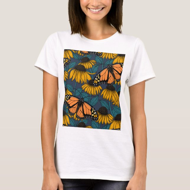 Monarchschmetterling auf gelben Konfektoren  T-Shirt (Vorderseite)