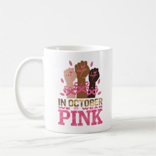 Monat der Brustkrebserkrankung Im Oktober tragen w Kaffeetasse